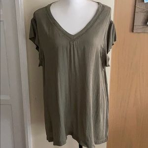 Buffalo David Bitton Green v neck blouse xl nwot